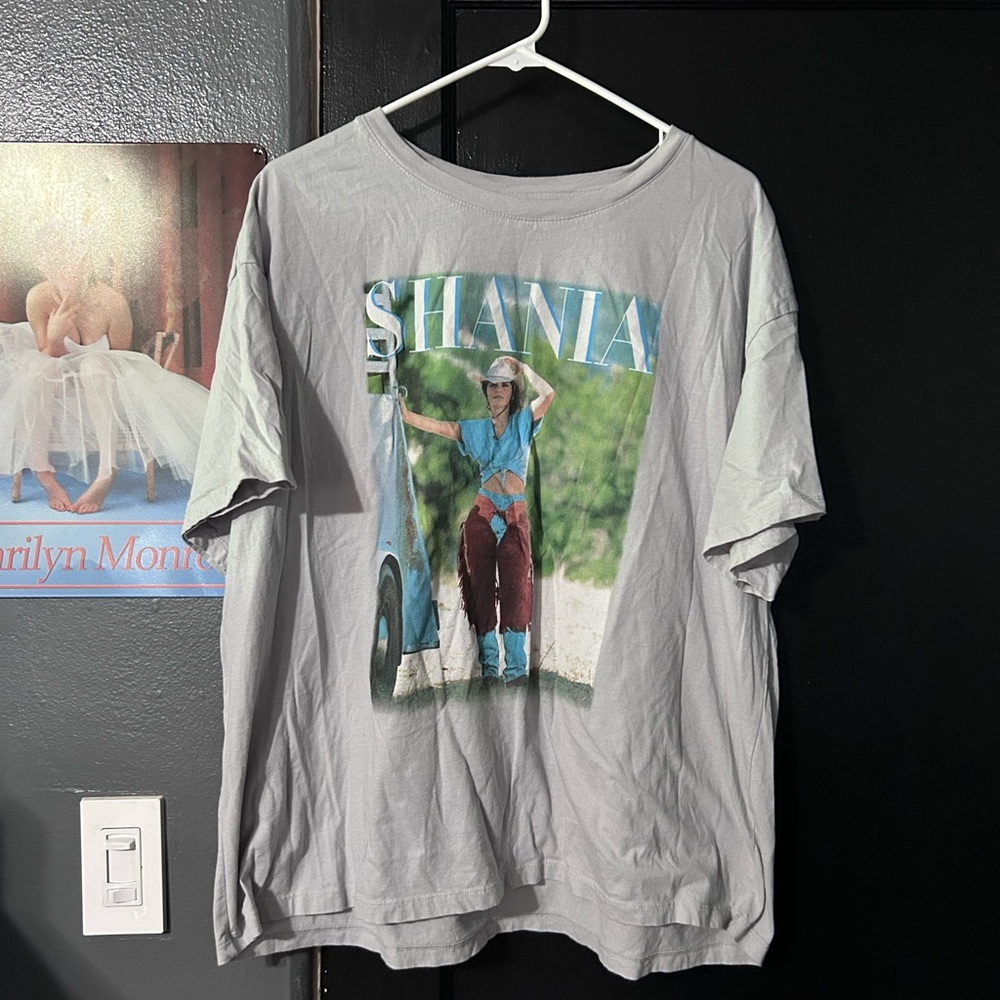 Shania Twain Graphic T-Shirt